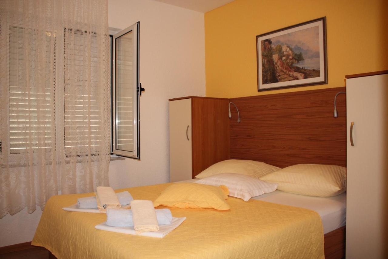 Apartment Silvia *