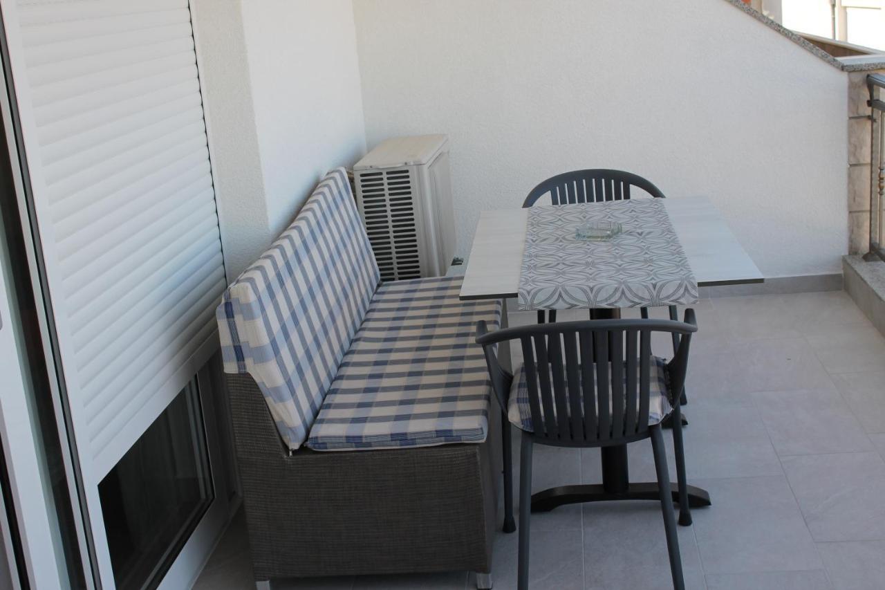 Silvia Apartment Makarska